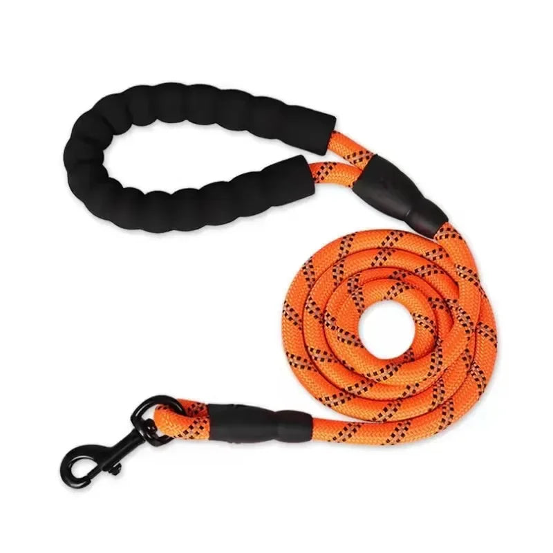 Resistant Dog Leash with Reflective Features for Large, Medium, and Small Breeds, Ideal for Golden Retrievers and Other Pets